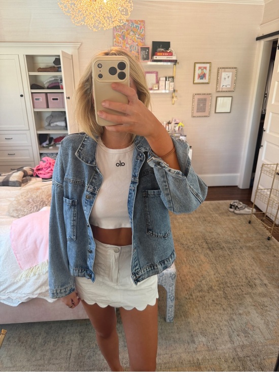rivalry runway Jackets & Blazers - Light Wash Denim Jacket with Casual Crop Top